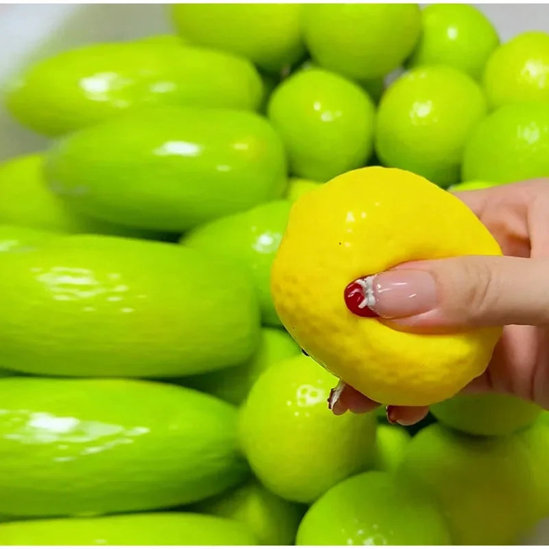 Mango & Lemon Colour Changing Crunchy Squishy