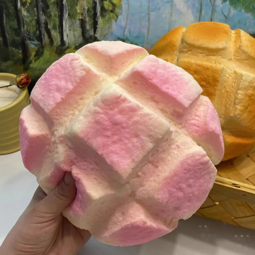 Oversized Pineapple Bun Squishy — Slow-Rise Stress Relief Toy
